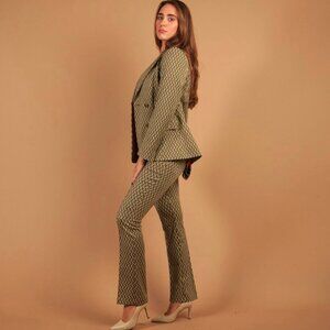 Marc Cain Frederika pants w/ slight flare-Olive Green Geometric Design -Sz. 8